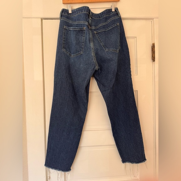 Classic Women’s Old Navy High Rise Straight Leg Blue Denim Jeans Size 12 - Picture 2 of 6